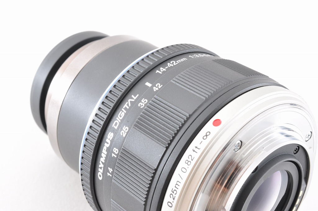 ■ 美品 ■ オリンパス　OLYMPUS PEN E-P1 14-42mm Olympus PEN E-P1 12 MP Digital Camera with 14-42mm f/3.5-5.6